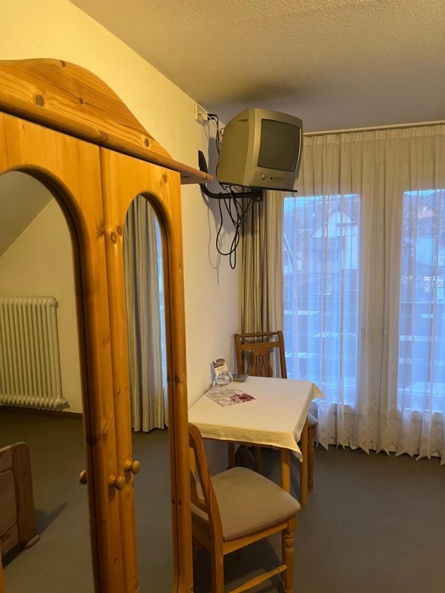 Gasthaus Baeren Niederrotweil Eksteriør bilde